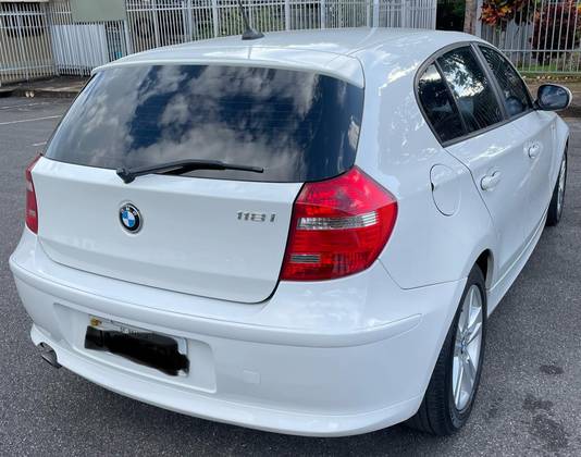 BMW 118i 1.8 UE71 16V GASOLINA 4P AUTOMÁTICO